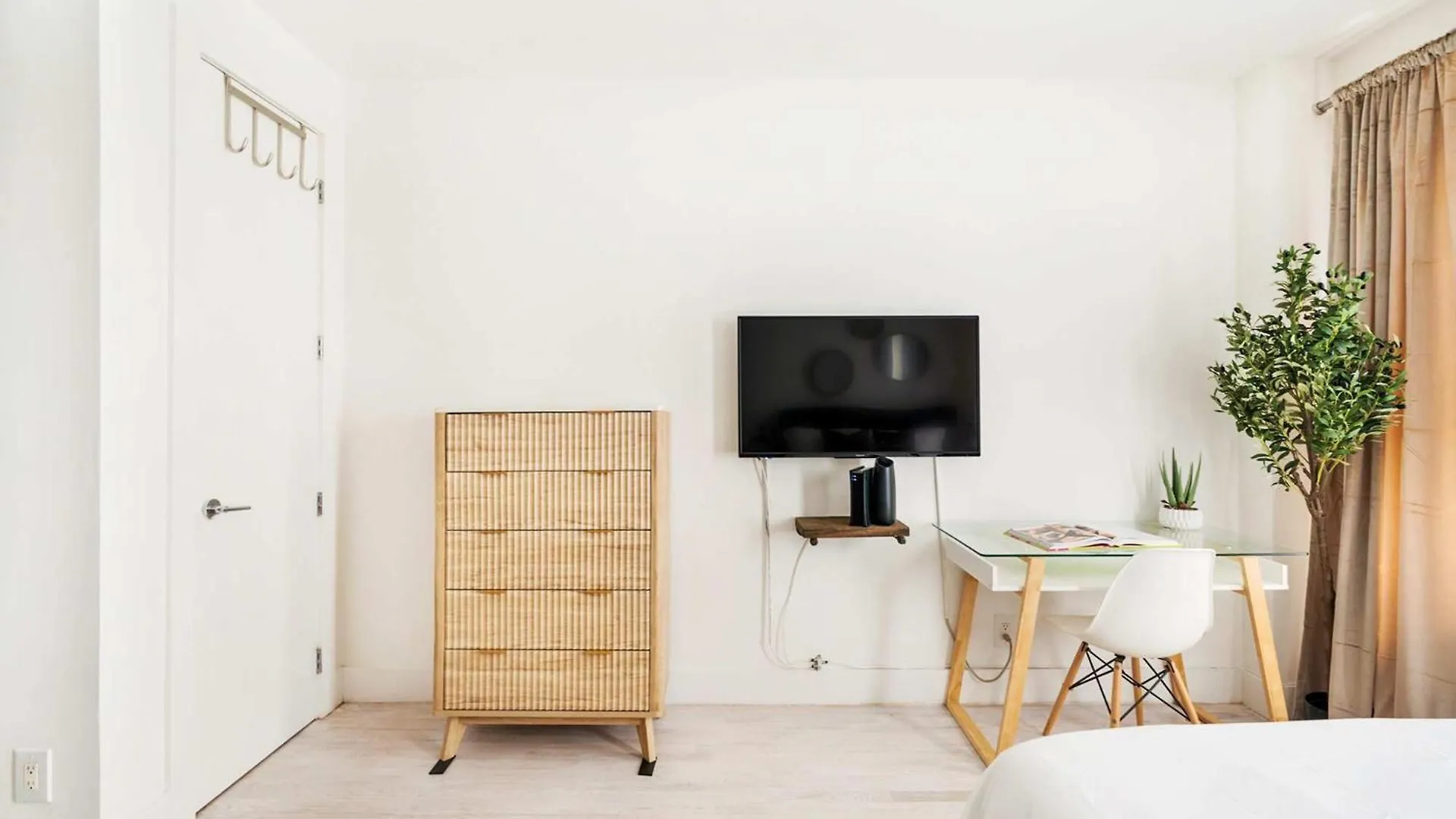 1597-4 Brand New Studio Prime Ues W&D Walk To C Park New York Apartment